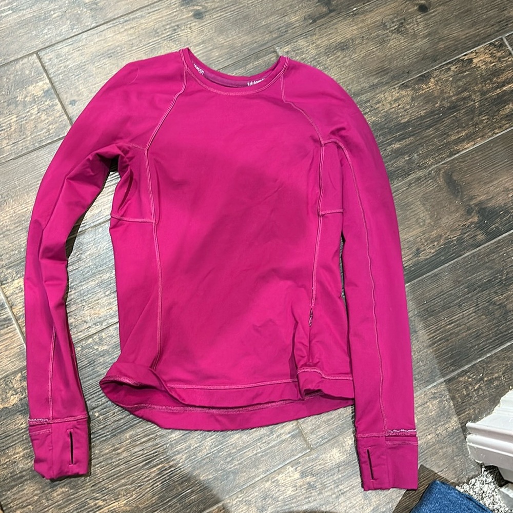Lululemon top